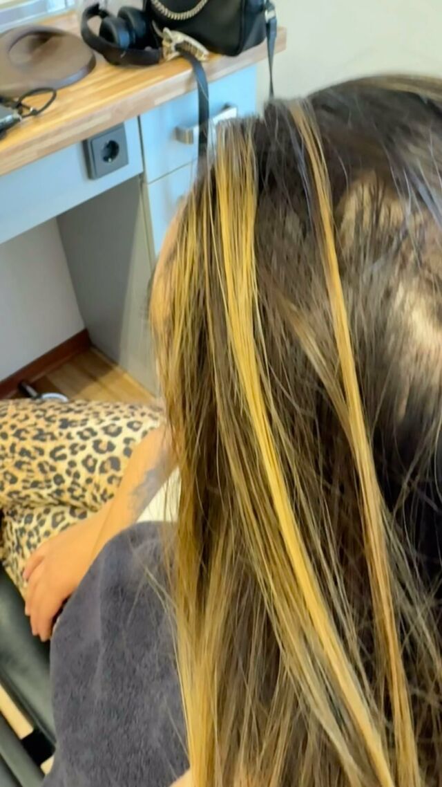 ✨✨✨ #gloss #balayage #highlights #hair #longhair #reels #reelsinstagram #viral #viralvideos #hair #