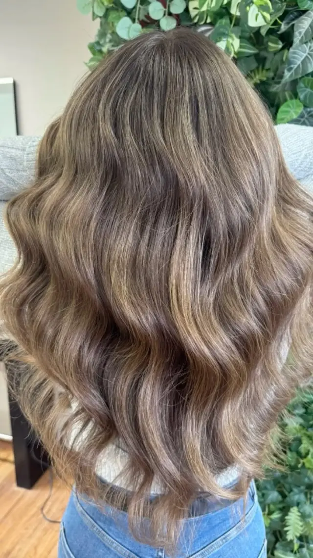 Balayage 🤍✨wärmere Töne im Frühling ✨#blond #blonde #vibrance #schwarzkopfprofessional #babylights #reels #reelsinstagram #instagram #viral #longhair #balayage #viralvideos